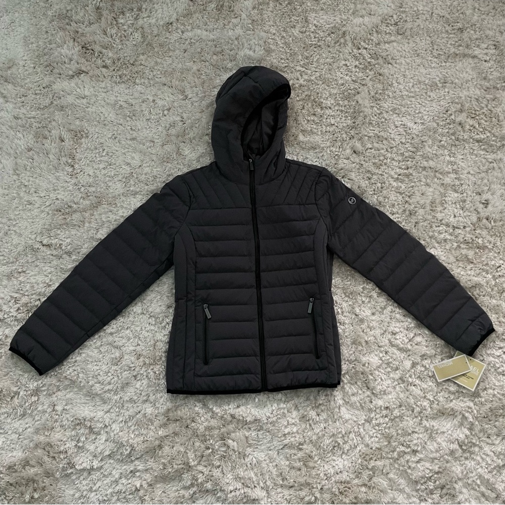 NWT Authentic Michael Kors Grey Packable Jacket Size Medium